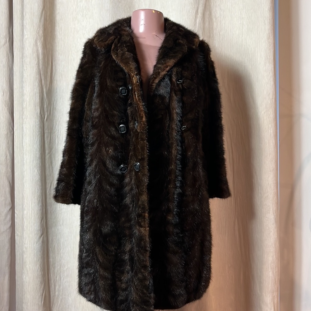 VTG 🇨🇦 real fur winter coat